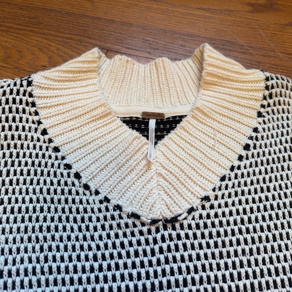 Free People Maisie Oversized Sweater - Picture 5 of 6